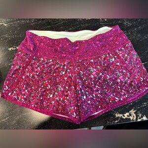 EC Lululemonmon Run times shorts -size 6